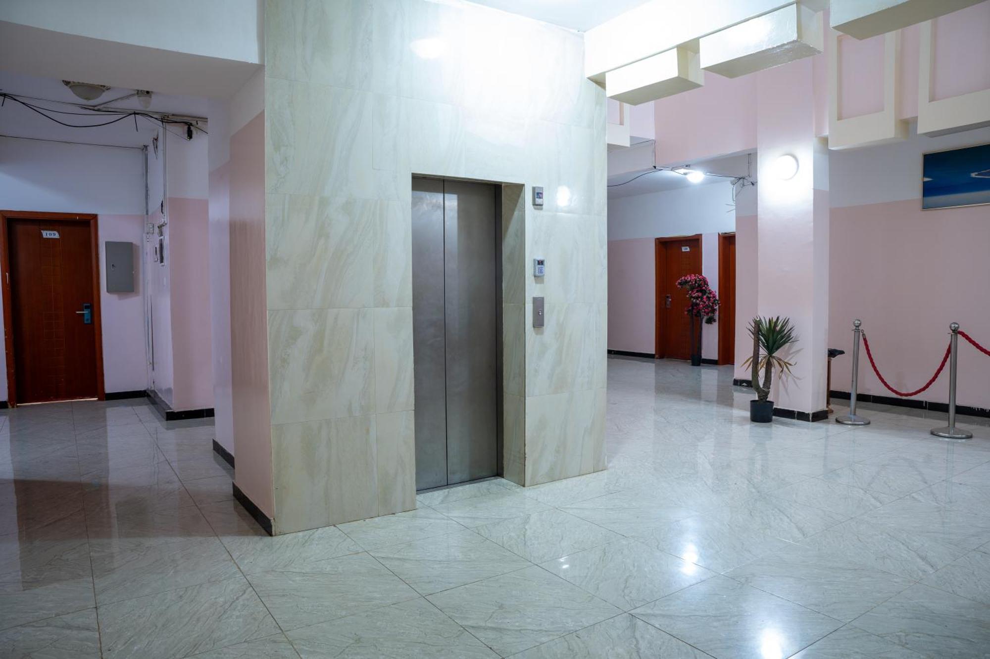 Comfort Hotel Djibouti City Exterior photo
